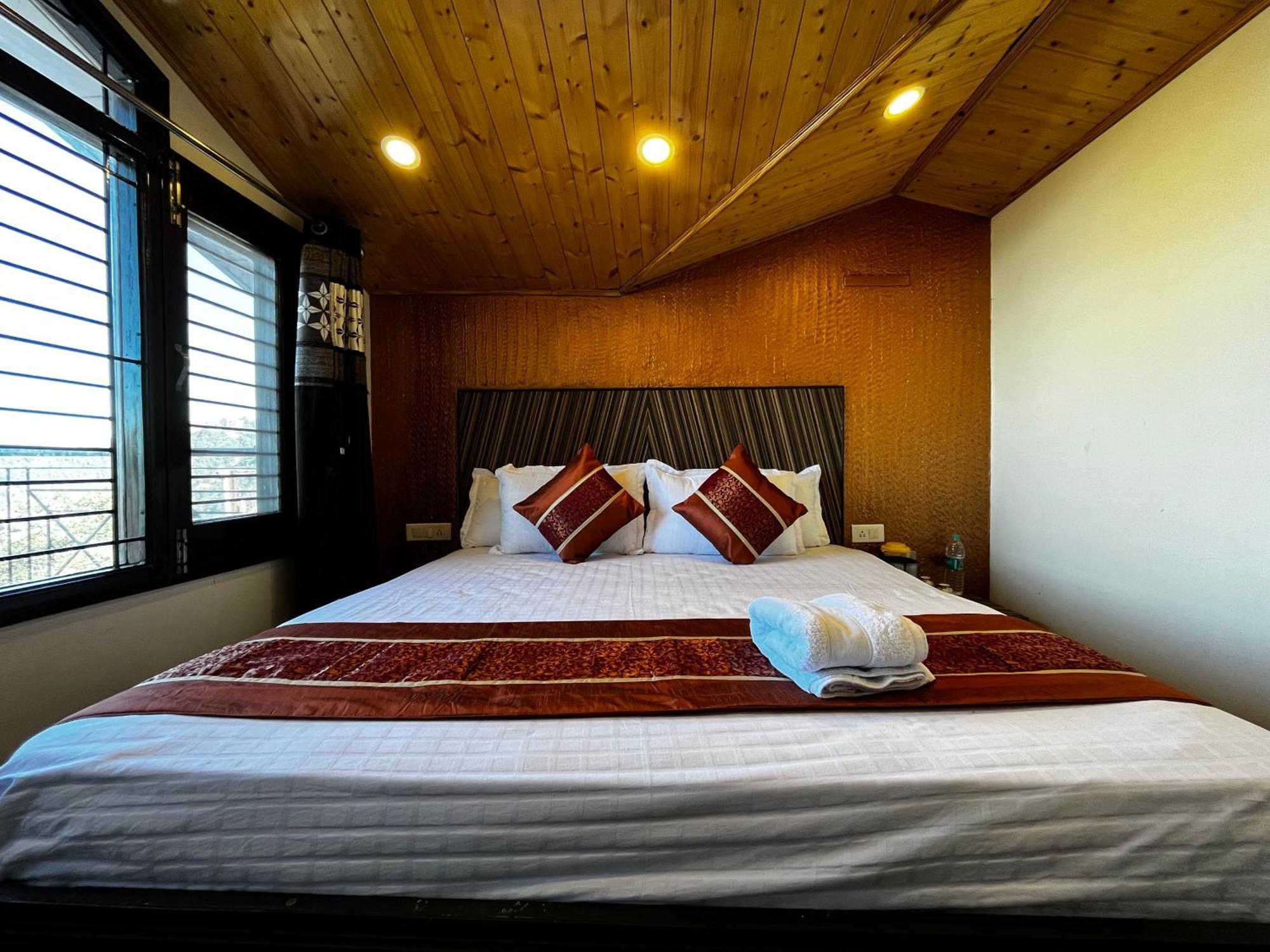 Puri'S Bnb Shimla Buitenkant foto