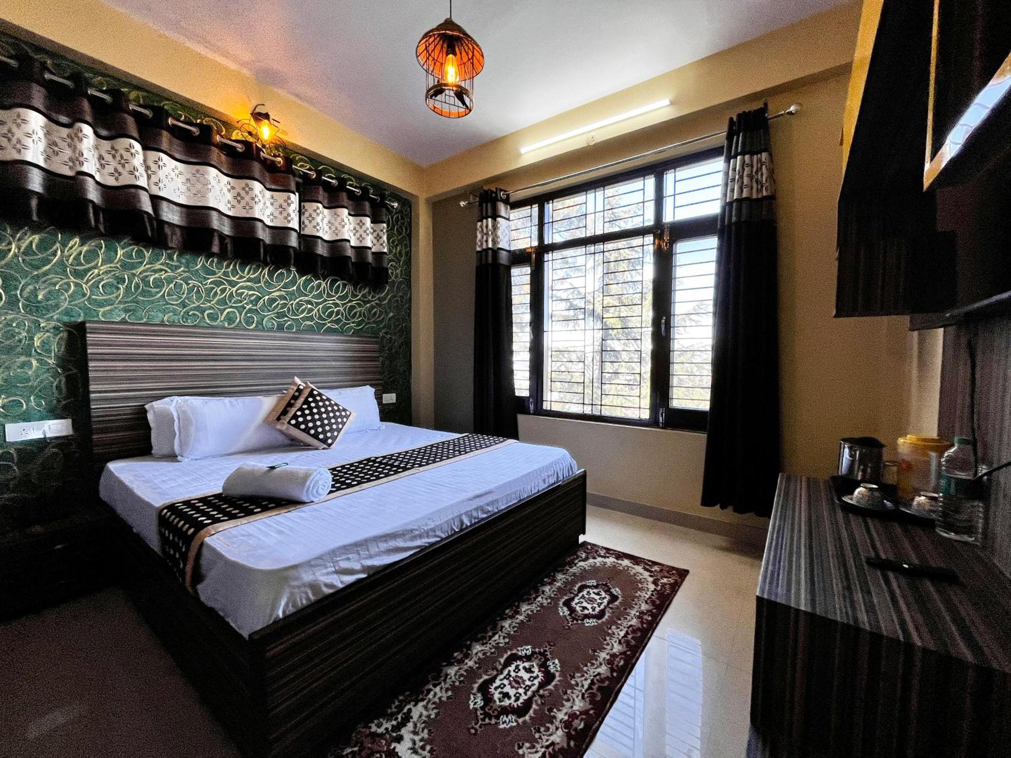 Puri'S Bnb Shimla Buitenkant foto
