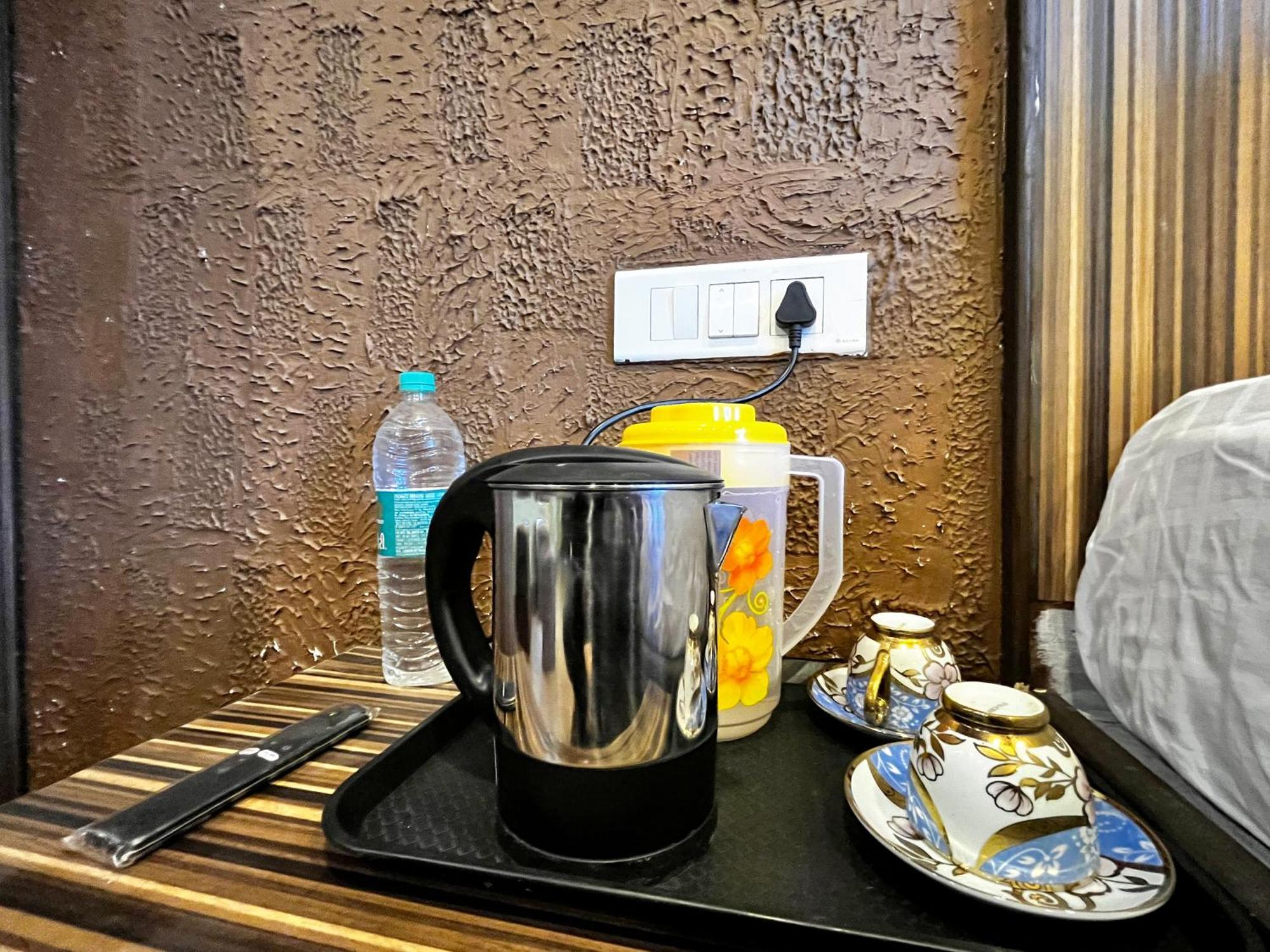 Puri'S Bnb Shimla Buitenkant foto