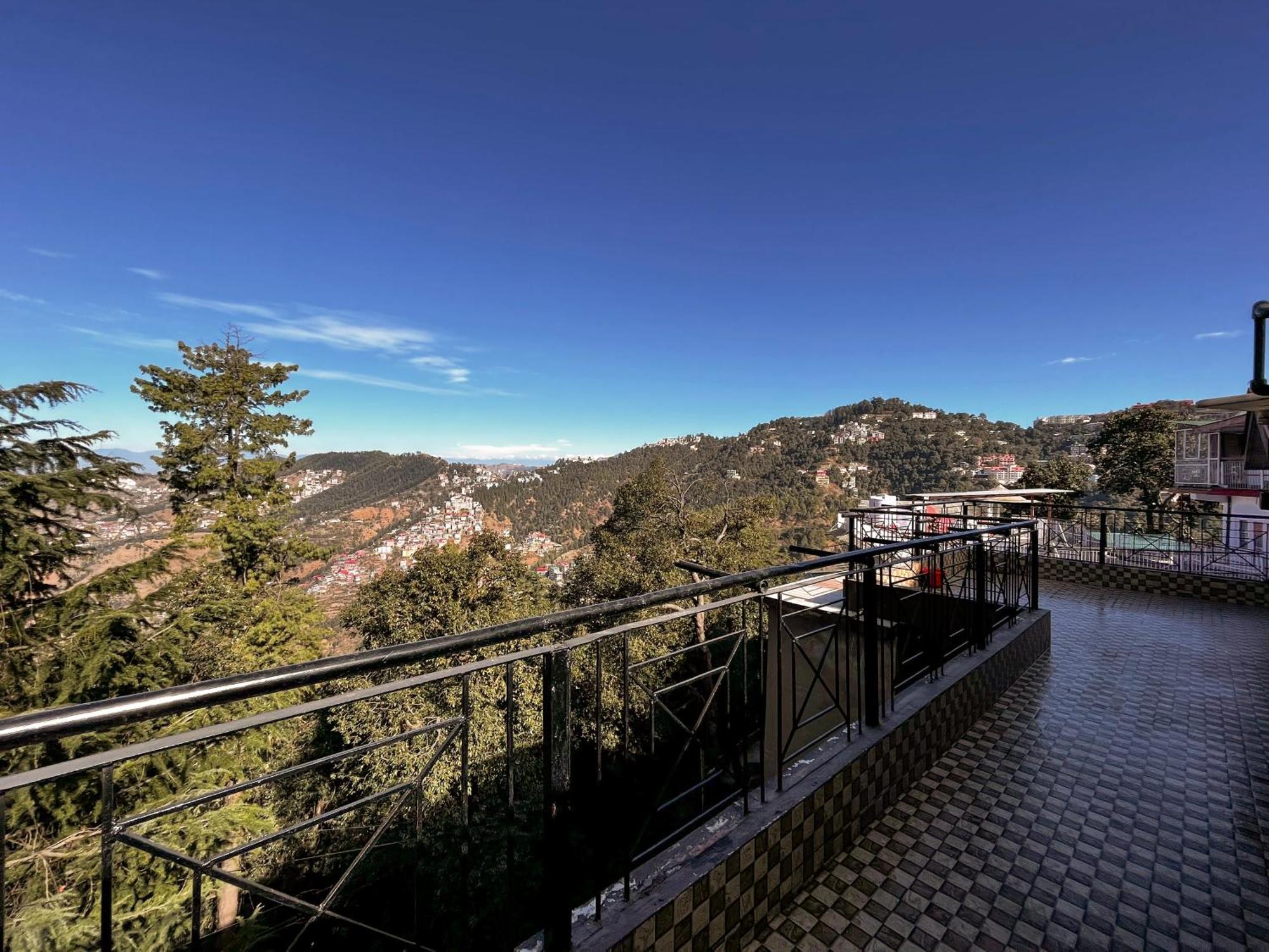 Puri'S Bnb Shimla Buitenkant foto