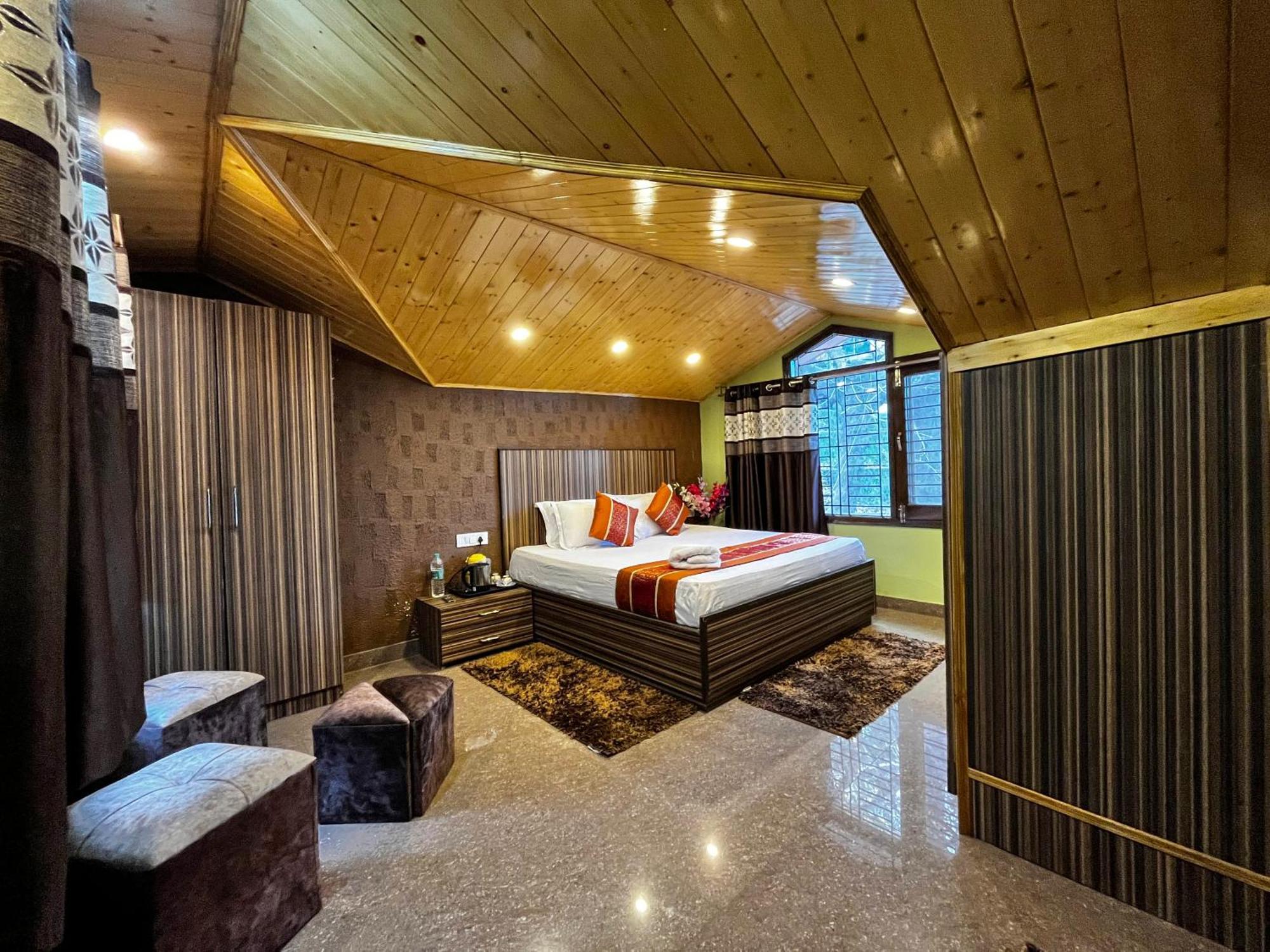 Puri'S Bnb Shimla Buitenkant foto