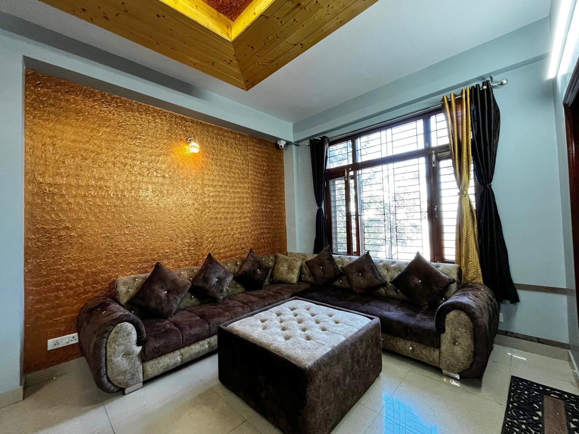 Puri'S Bnb Shimla Buitenkant foto
