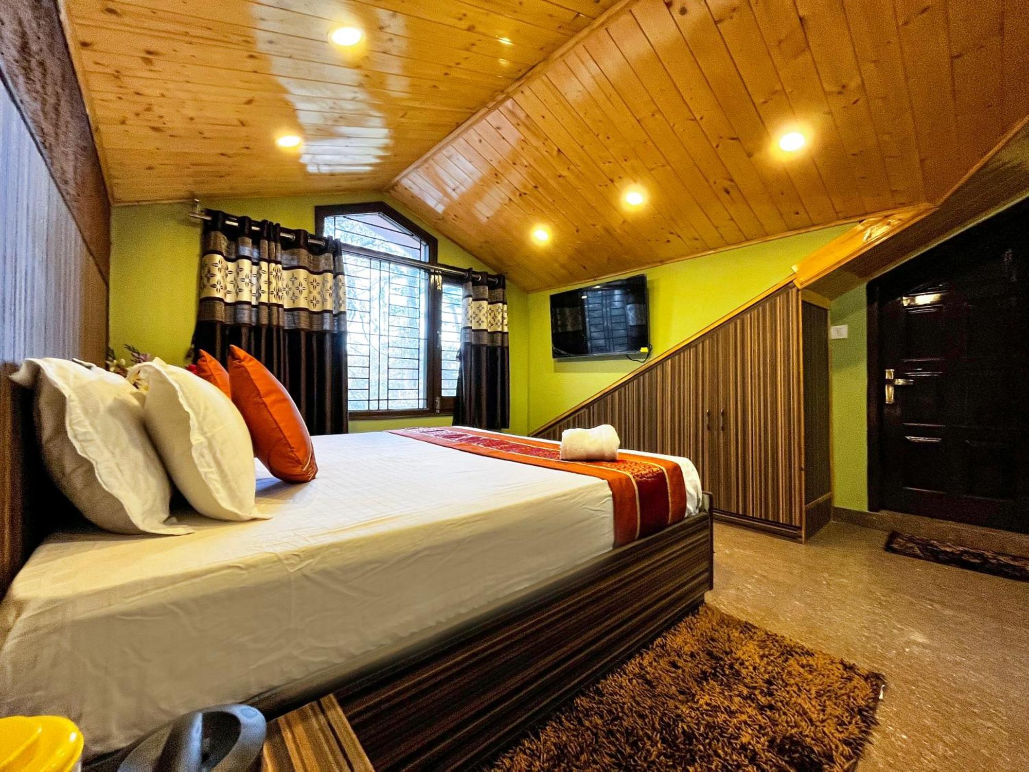 Puri'S Bnb Shimla Buitenkant foto
